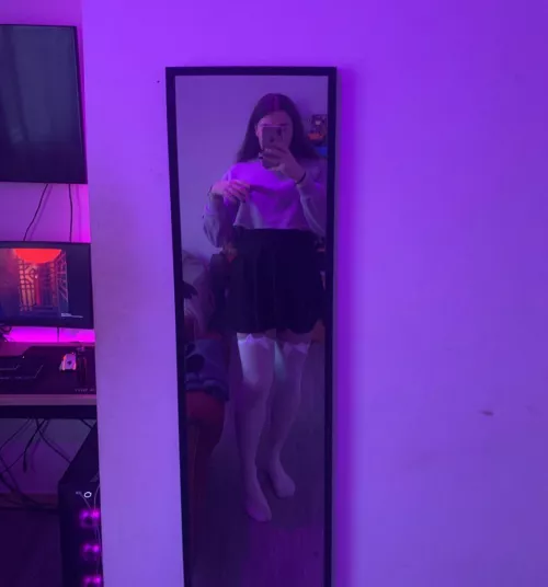 Your Queen 👑 by cwuuuty_manon