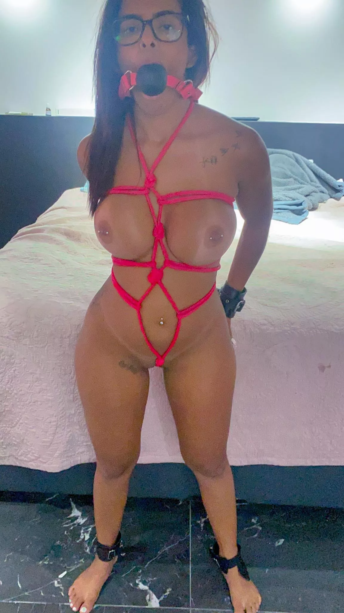 Your slave! posted by vic_hotwife