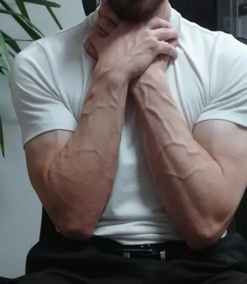 Your throat... Give it to me... by Soft_Dan