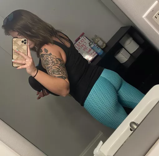 Your tournament distraction🏀💋 by _casxo