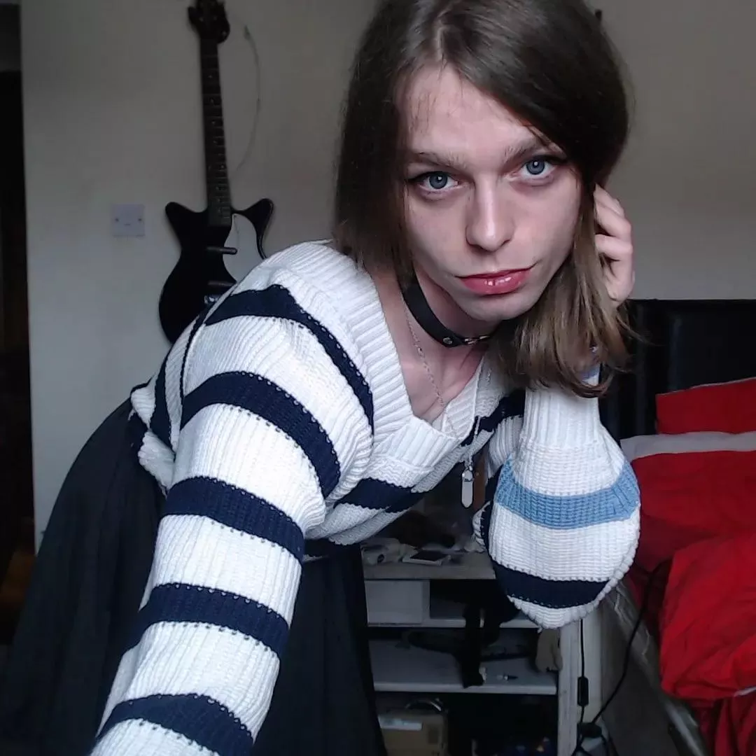 You're all so damn cute, hope you're all having a lovely day 😊❤️ posted by Minute_Boysenberry77