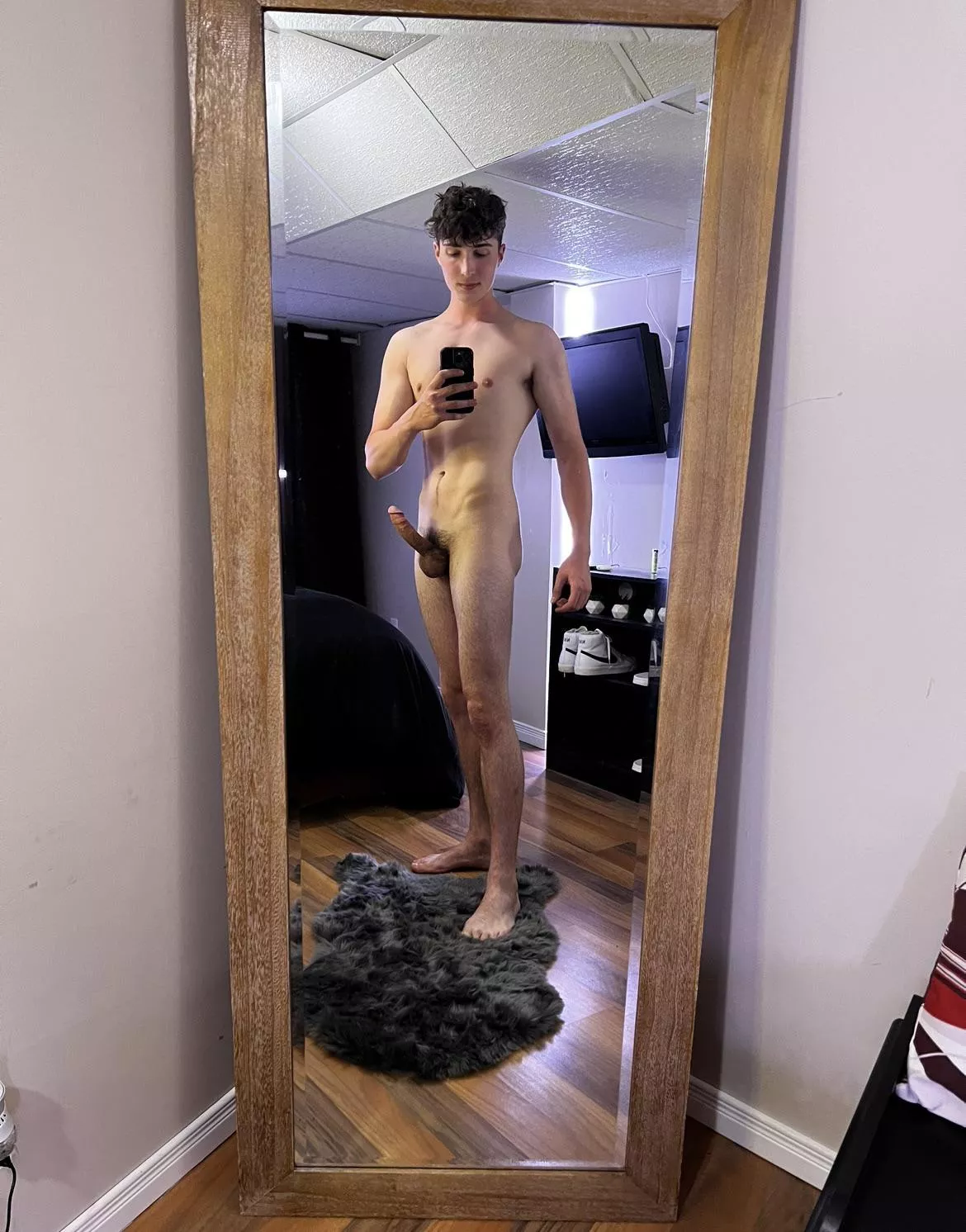 You’re gonna need to use both hands posted by sadboycad