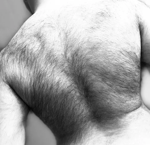 You've seen the front. Now I reveal the back. I've never allowed it to grow in this much. Ever. Unlikely to stay around during the hot/humid months ahead, but I foresee it being a winter thing moving forward. ツ by HaiRy-fuRy