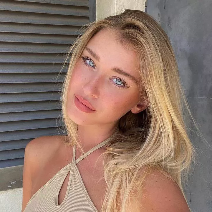 Yuli Tovma posted by cashmere1977-2