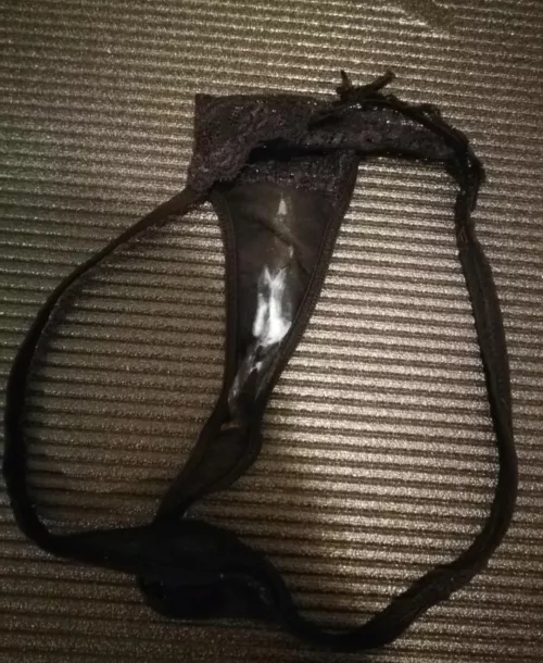 yummy cummy by propertydreamz321