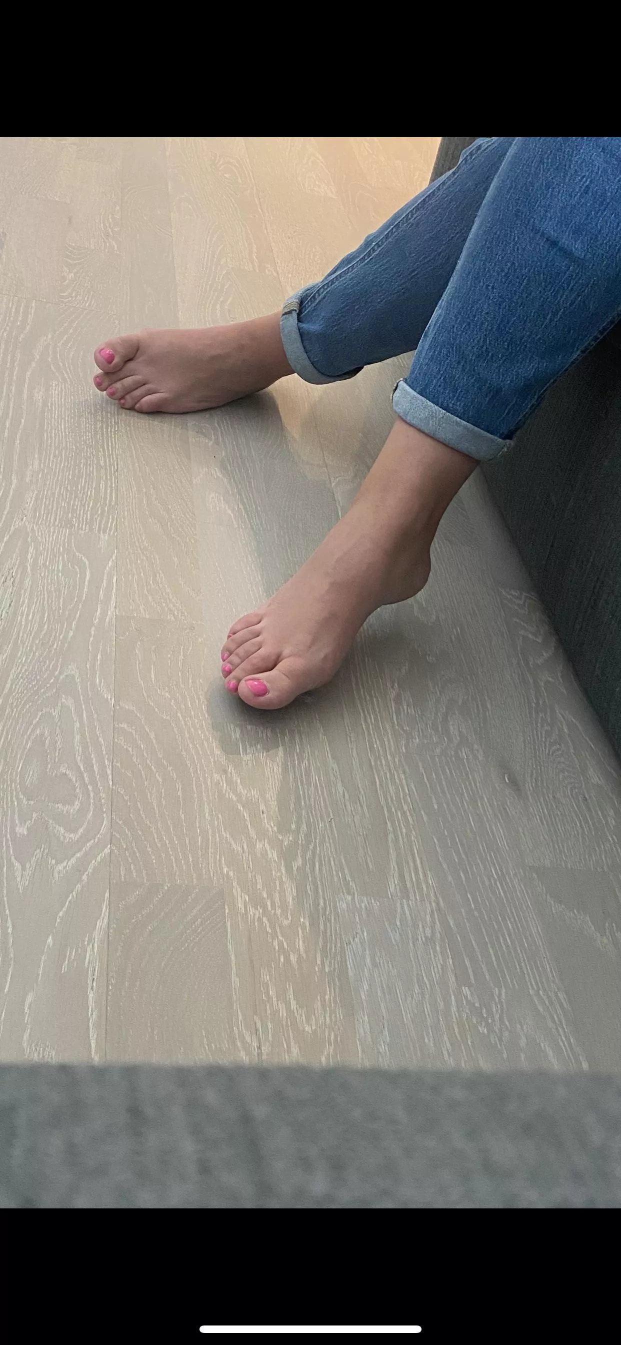 Yummy 🦶🏻pink posted by Lucky_Lion1045