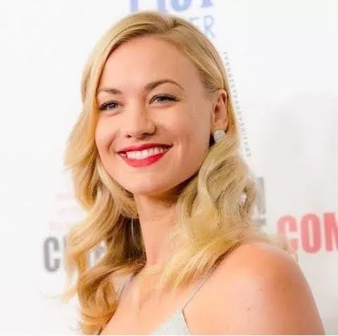 Yvonne Strahovski posted by ChuckMovie