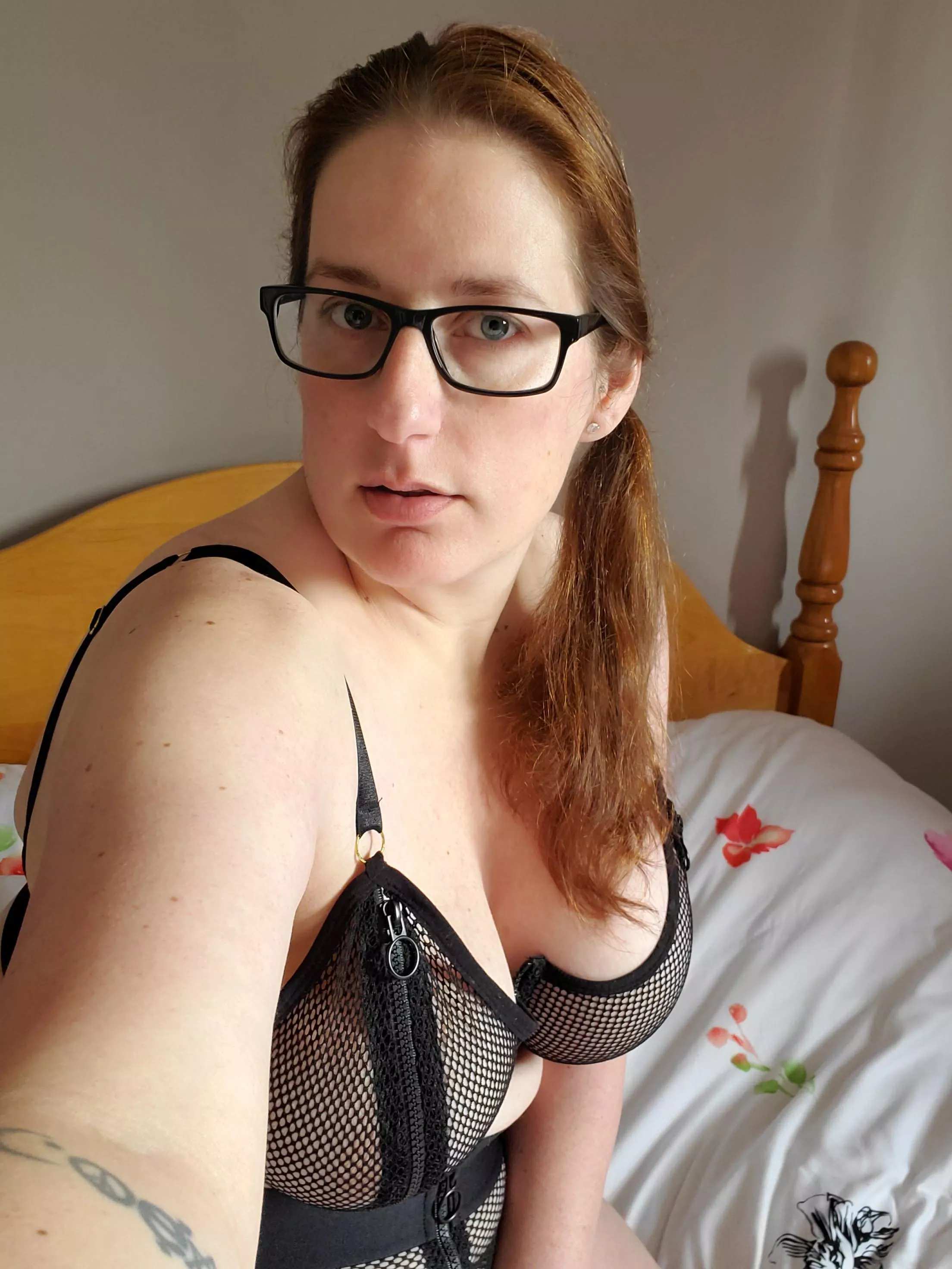 Zip them down for a nice surprise 😉💋 [OC] posted by Milf2Go