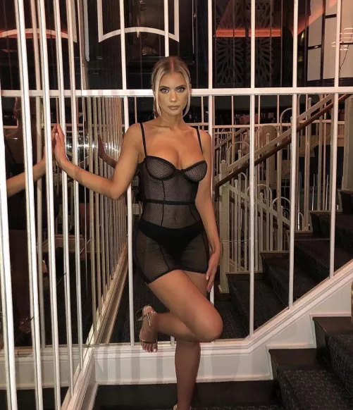 Zoe by Healthy_Throat_9251