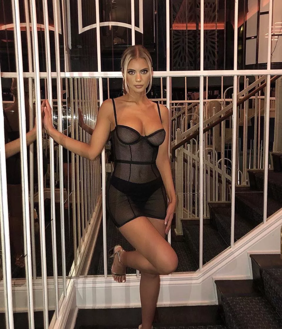 Zoe posted by Healthy_Throat_9251