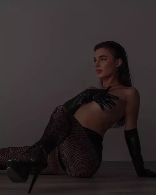 Am I a pretty slut? by Alonepurpose909