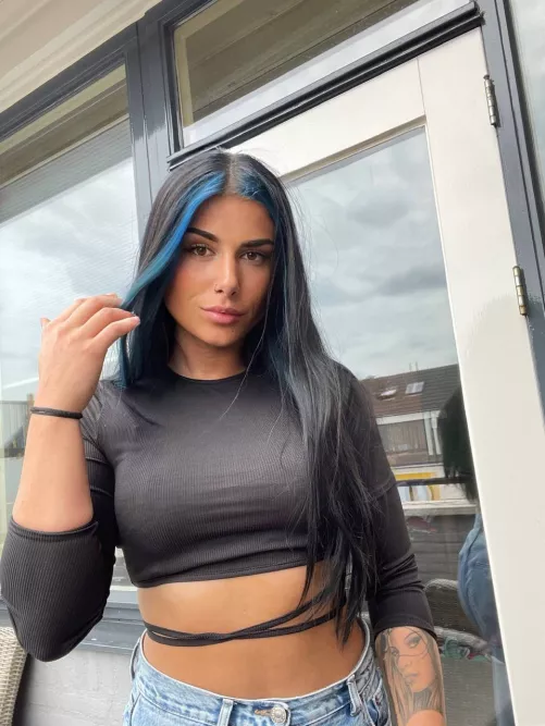 Do you like what you see? 😘 by RaymondeGass