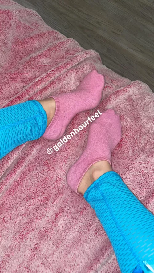 Get under my feet & smell my socks😋 [selling] by goldenhourfeet