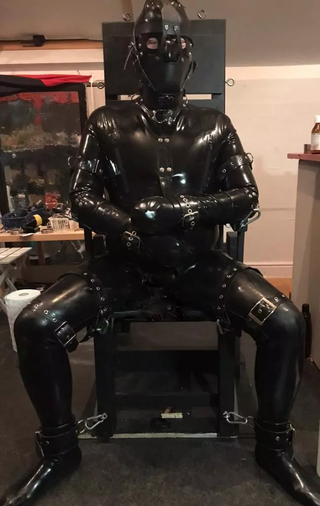 Hopefully this count a shiny but well going no where posted by kinkypuppyboy