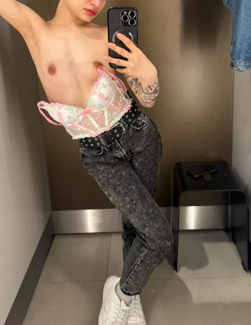 I will send you such selfies often by falselyFormat