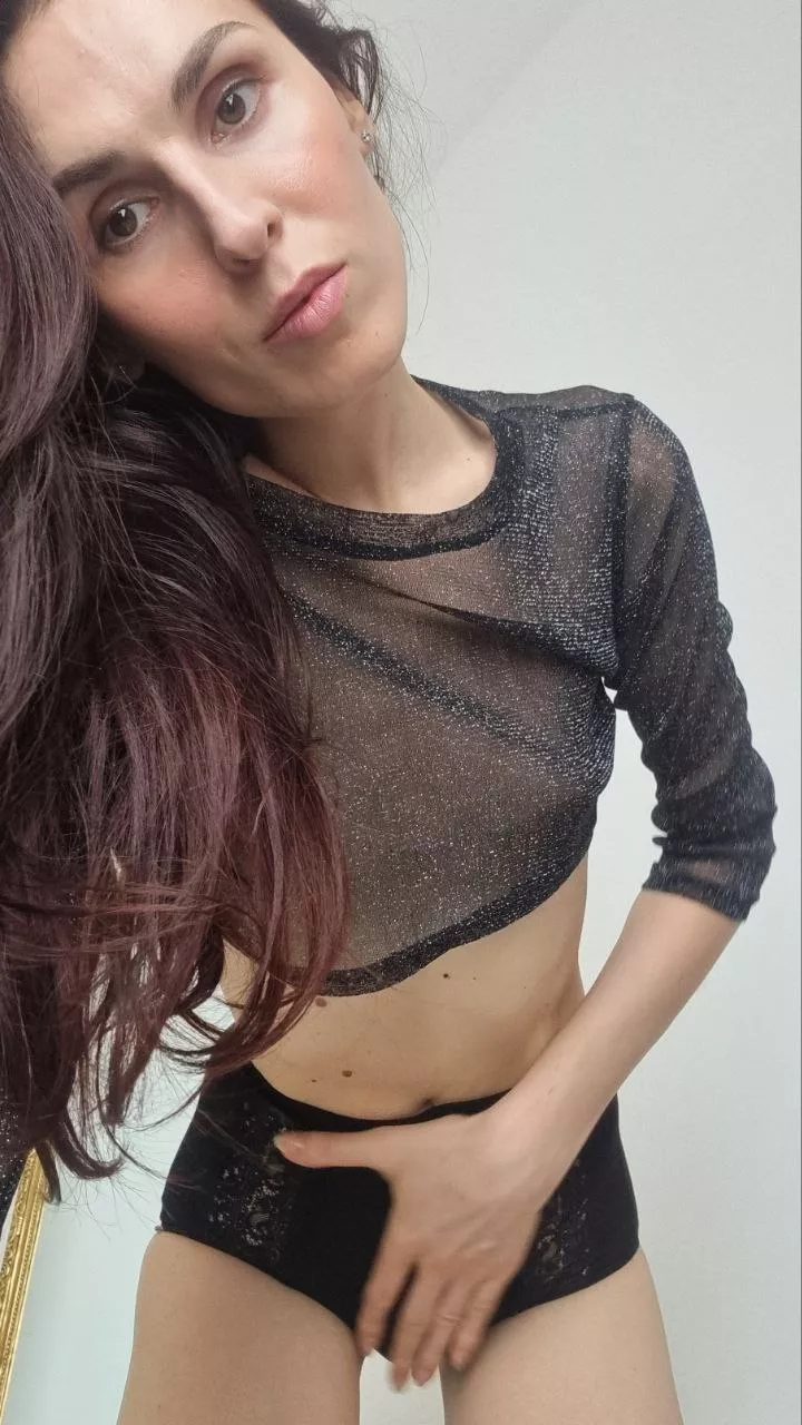 I'm starting to touch myself rn, come join me babe😈🫦 posted by brooDYABeL