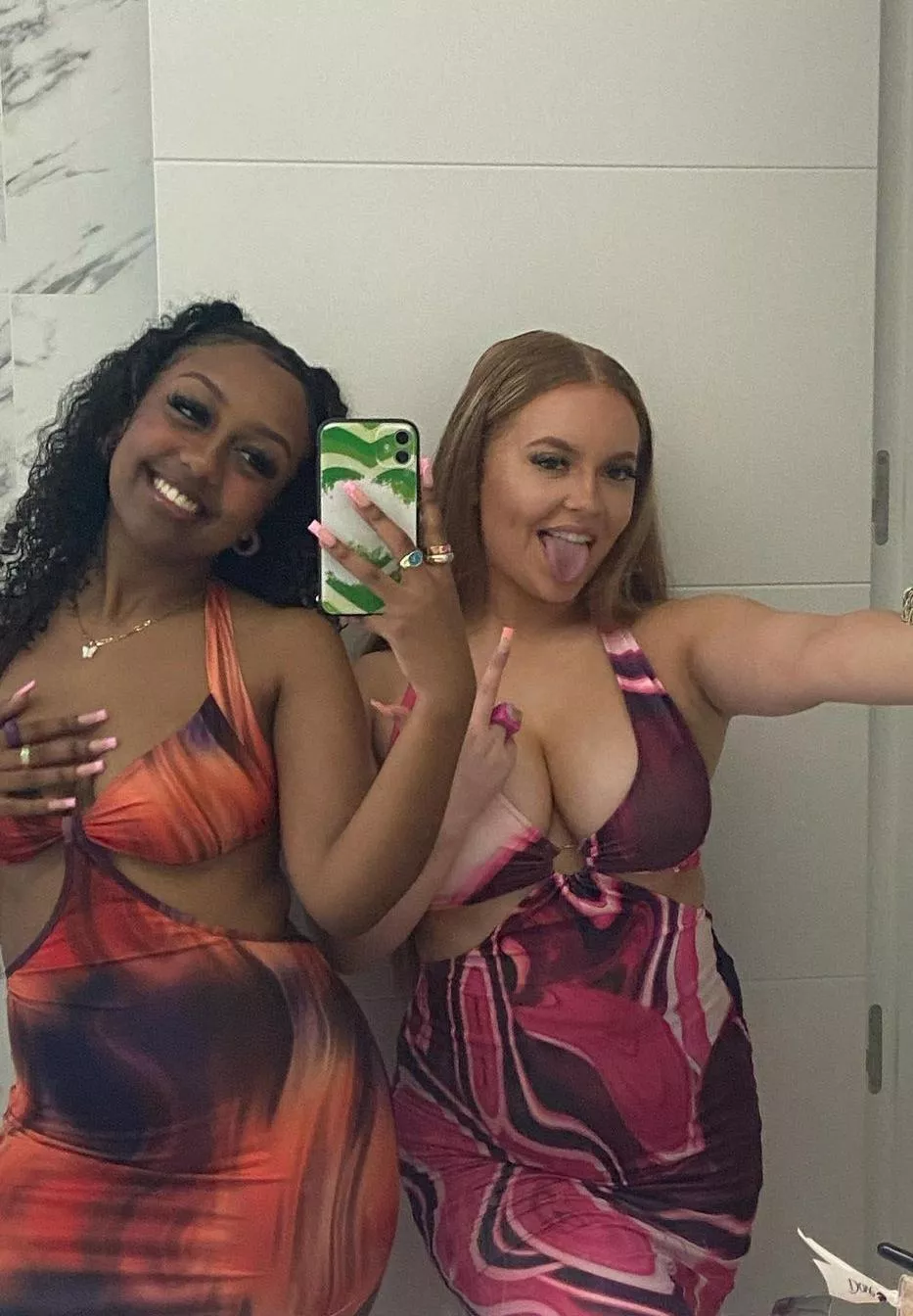 Left or Right? posted by Obvious_Trouble4426