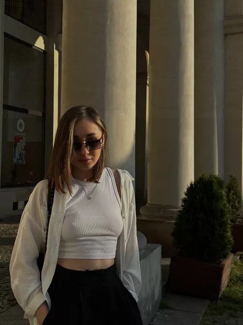 Legs up is my favourite position by OlgaWalterse