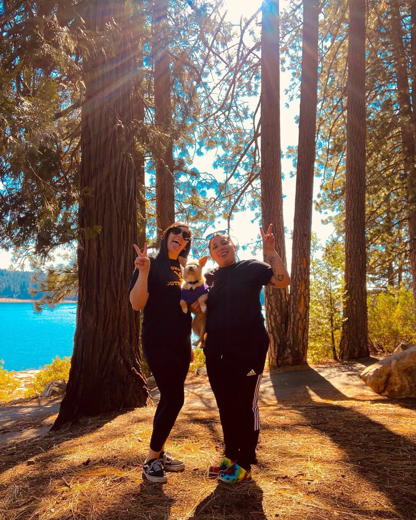 (Me left F30) my girlfriend and I wonder what would happen if she shared me with other women 😍 posted by Dorasunshine