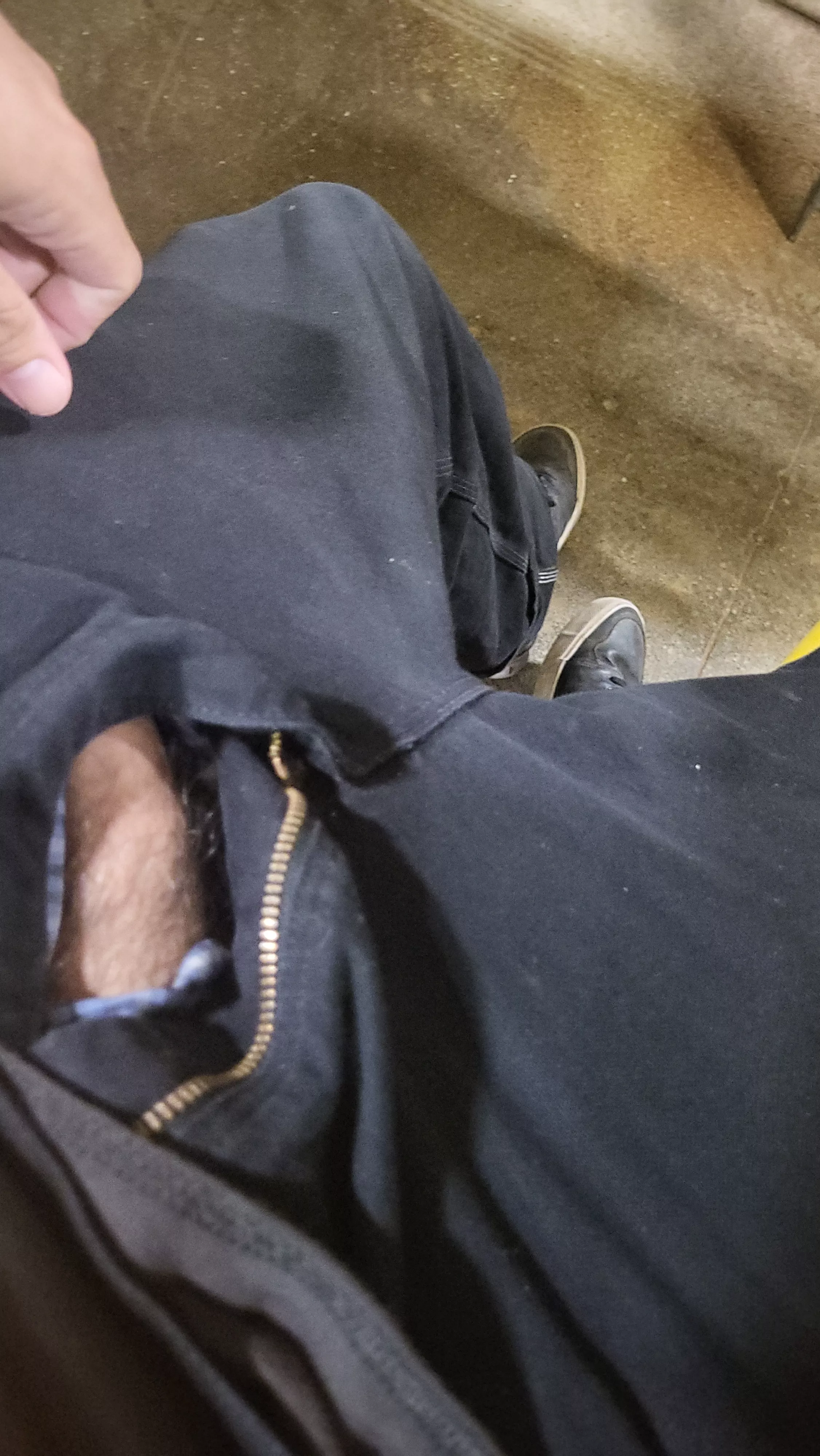28 [M4F] At work getting hard watching everybody on here 🍆🤤 posted by Deep_Freedom4059