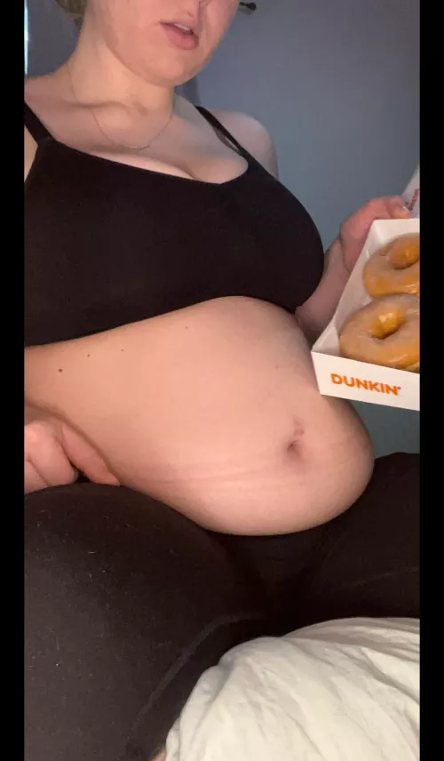 Getting so chubby by bellygirl0112