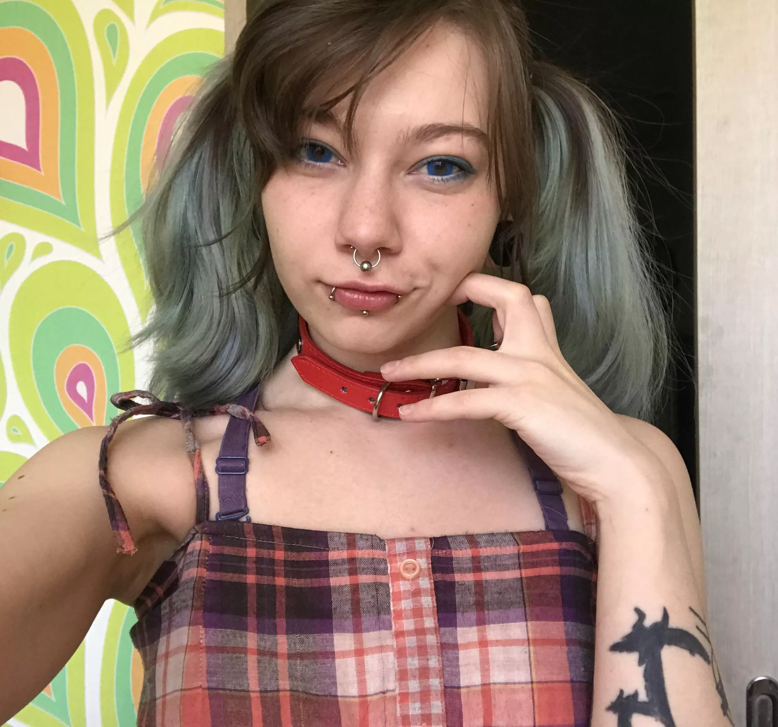 how do you like this red collar posted by Sweet_Sansarella