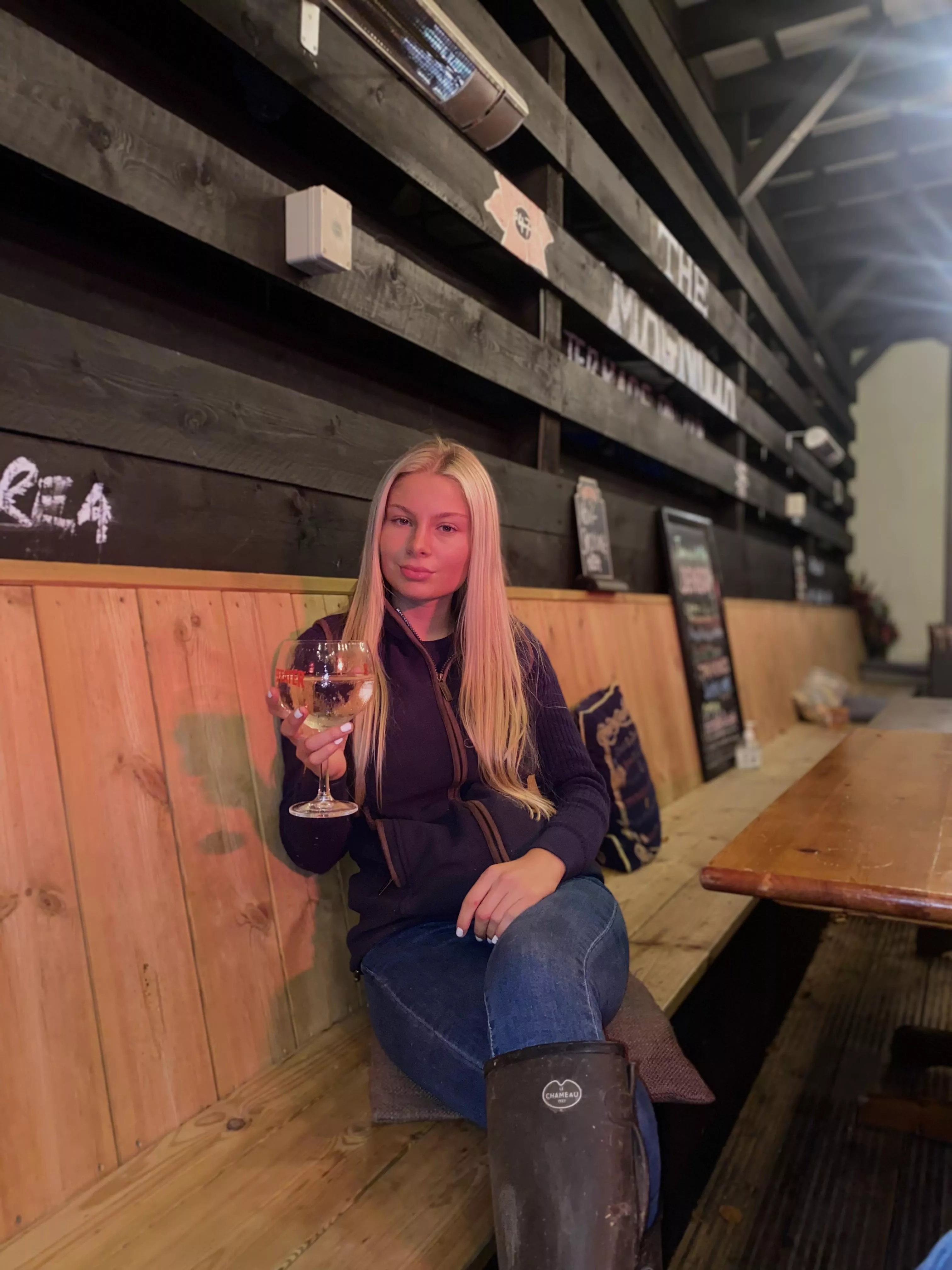 IUTR posted by YY41AJj6