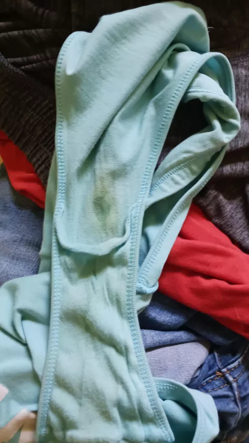 Just took off smell incredible little wet spot by Lovethickass