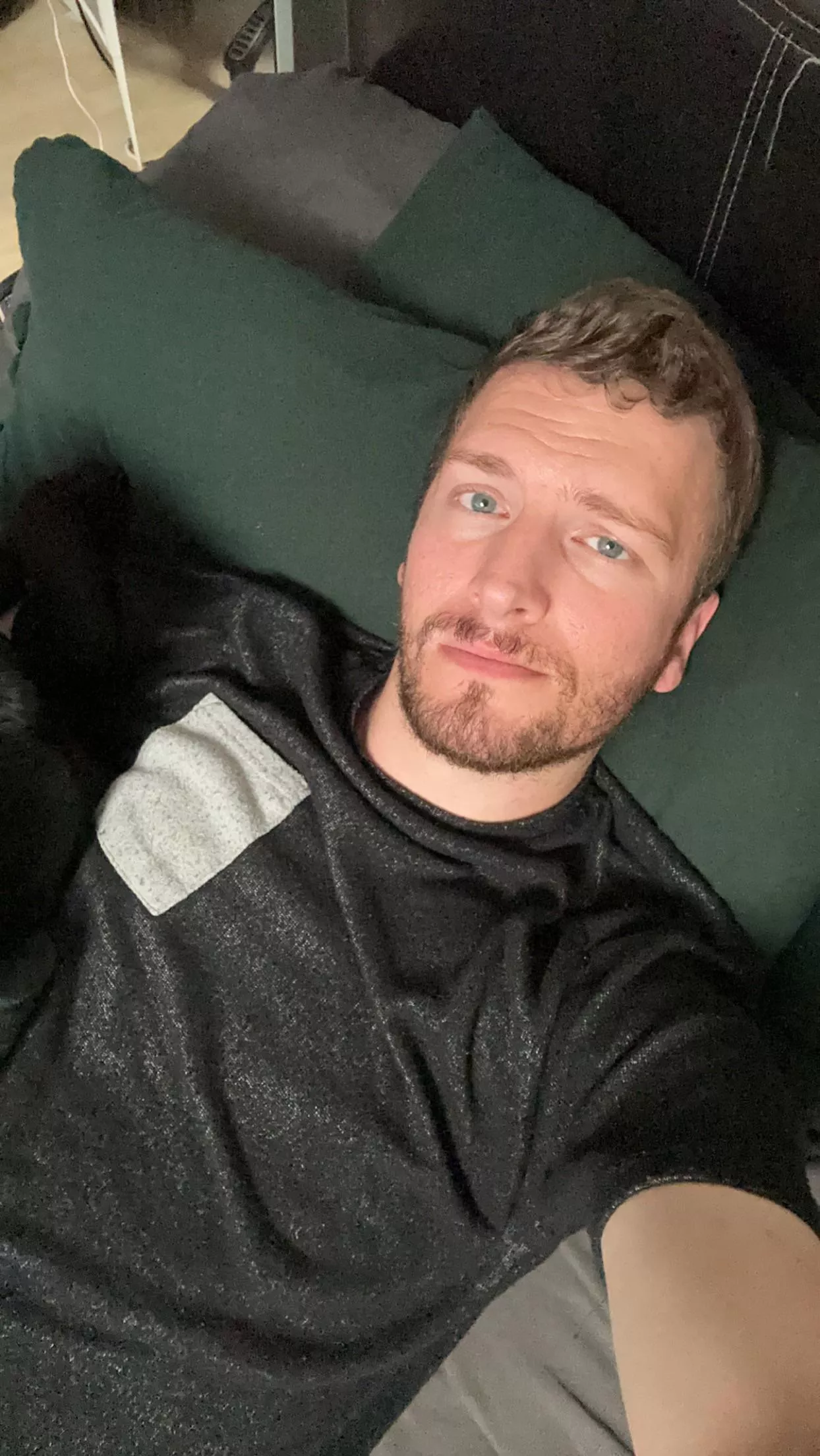 Lazy Saturday in bed for me 🤷🏼‍♂️ posted by mrmikemcd