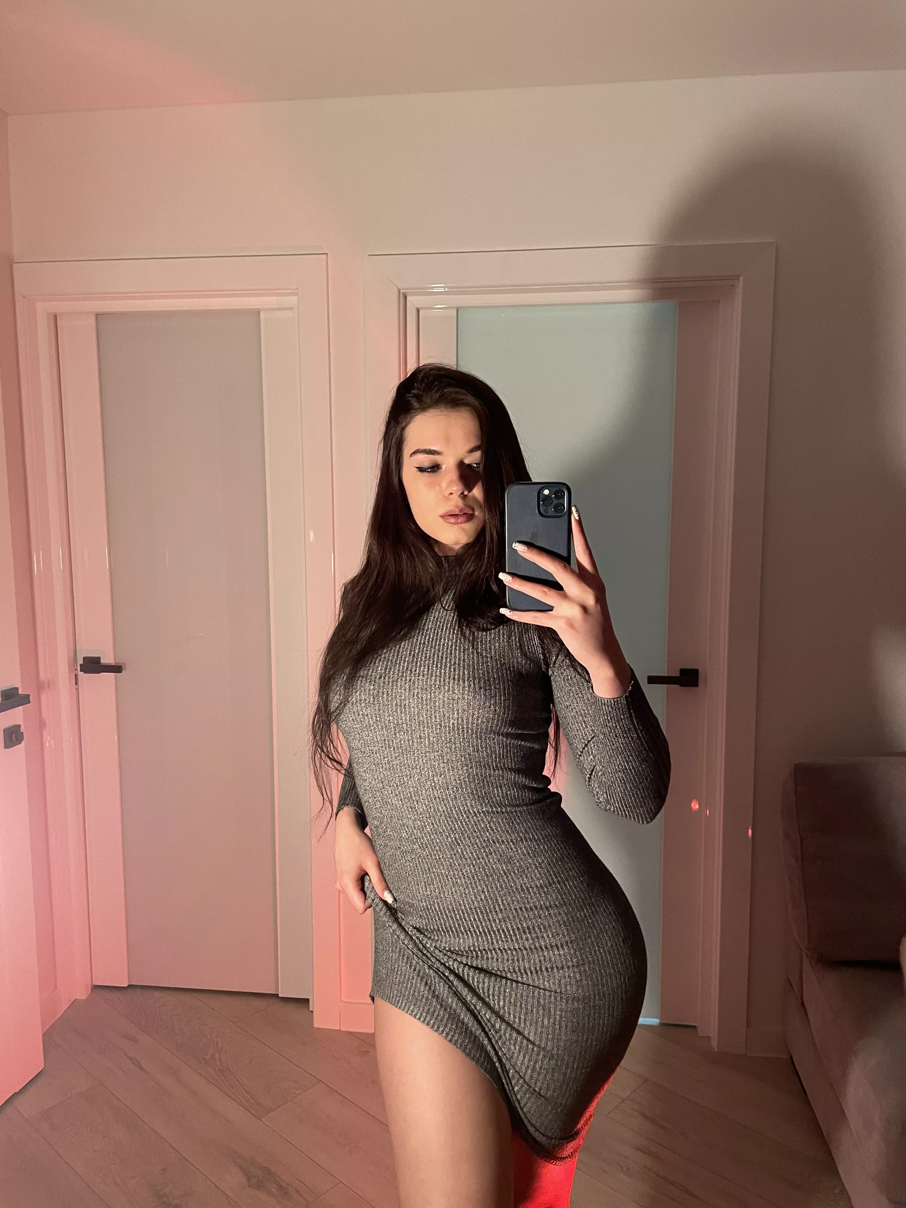 My new dress perfectly highlights my sexy body posted by Truemoo49
