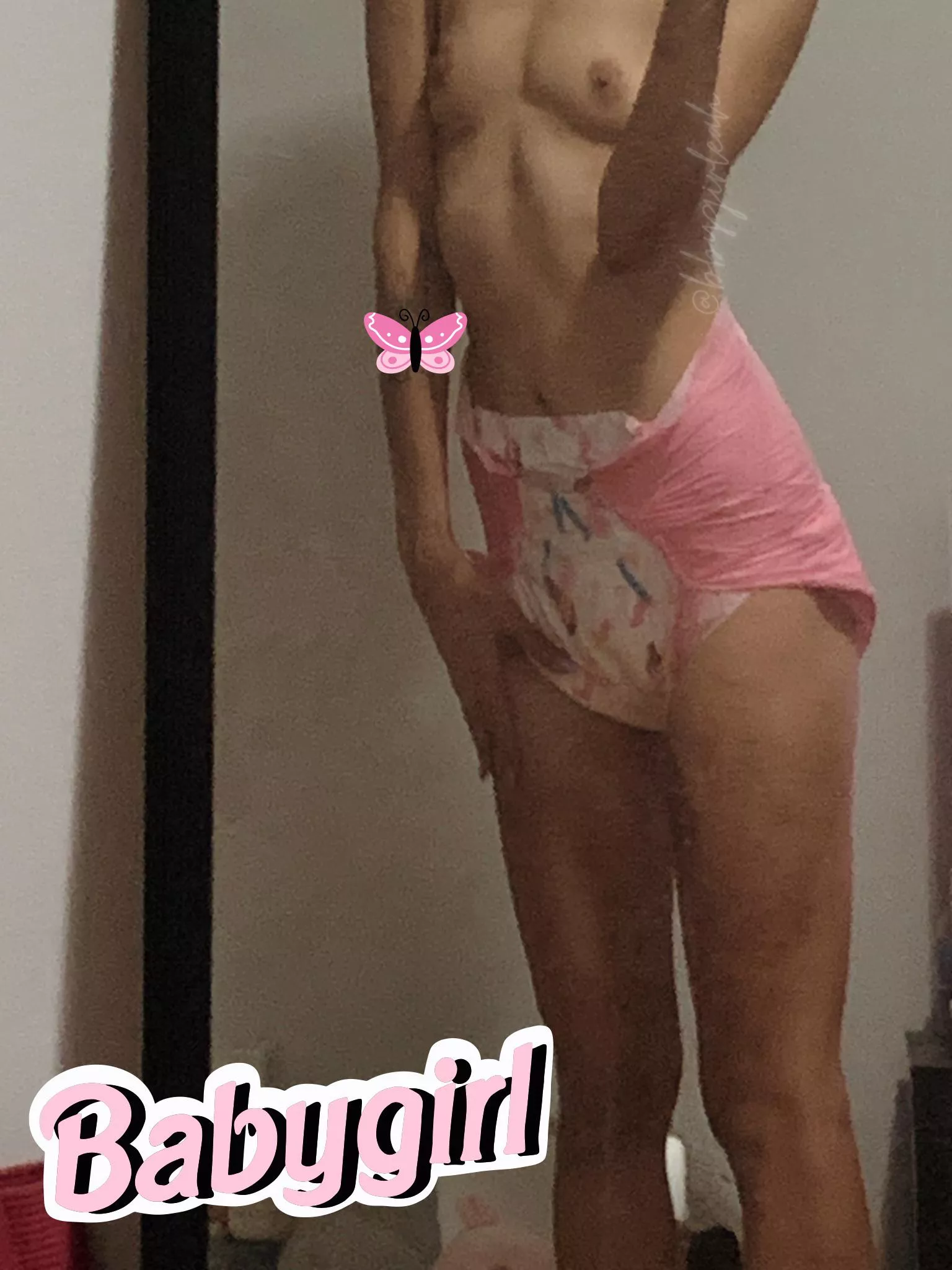 nakey baby just a dipy posted by bbygirleah