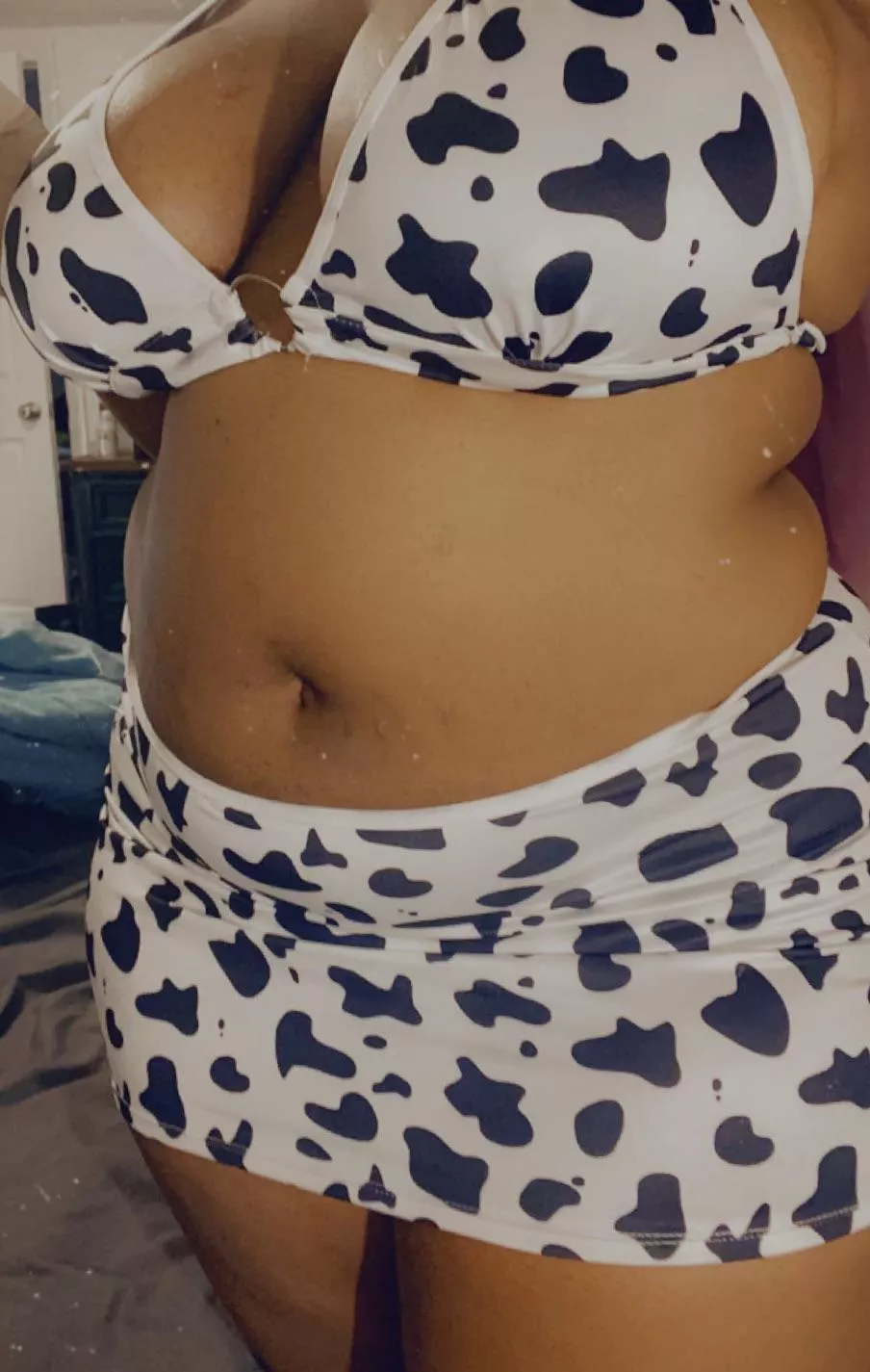 Ready for my milking and breeding session posted by BrownBrat96