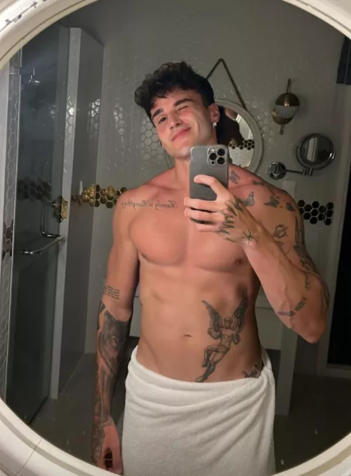 Weekend! by bistomasto