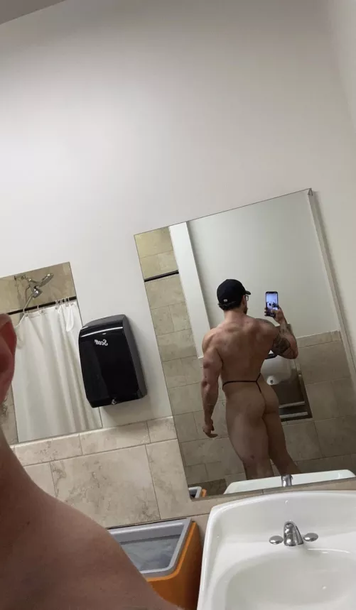 5’5” - the hidden secret by JJaredderaJJ