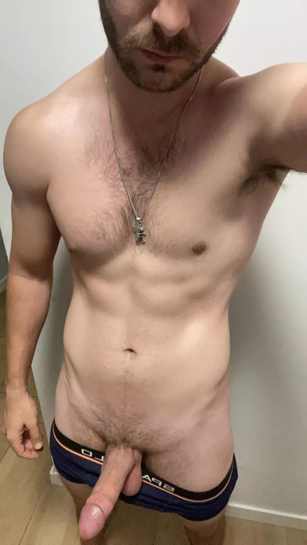 Come closer babe posted by paradescarg