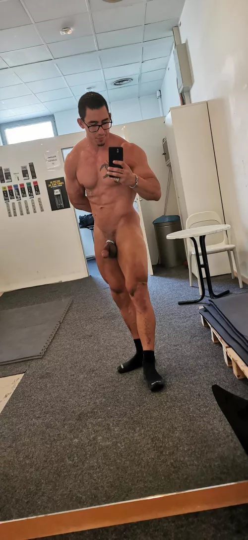 Double rings at the gym by AustrianOakNSFW