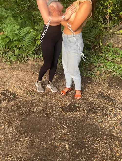 First time posting 👋🏻 love flashing with my bestie 😋 by medusaa113
