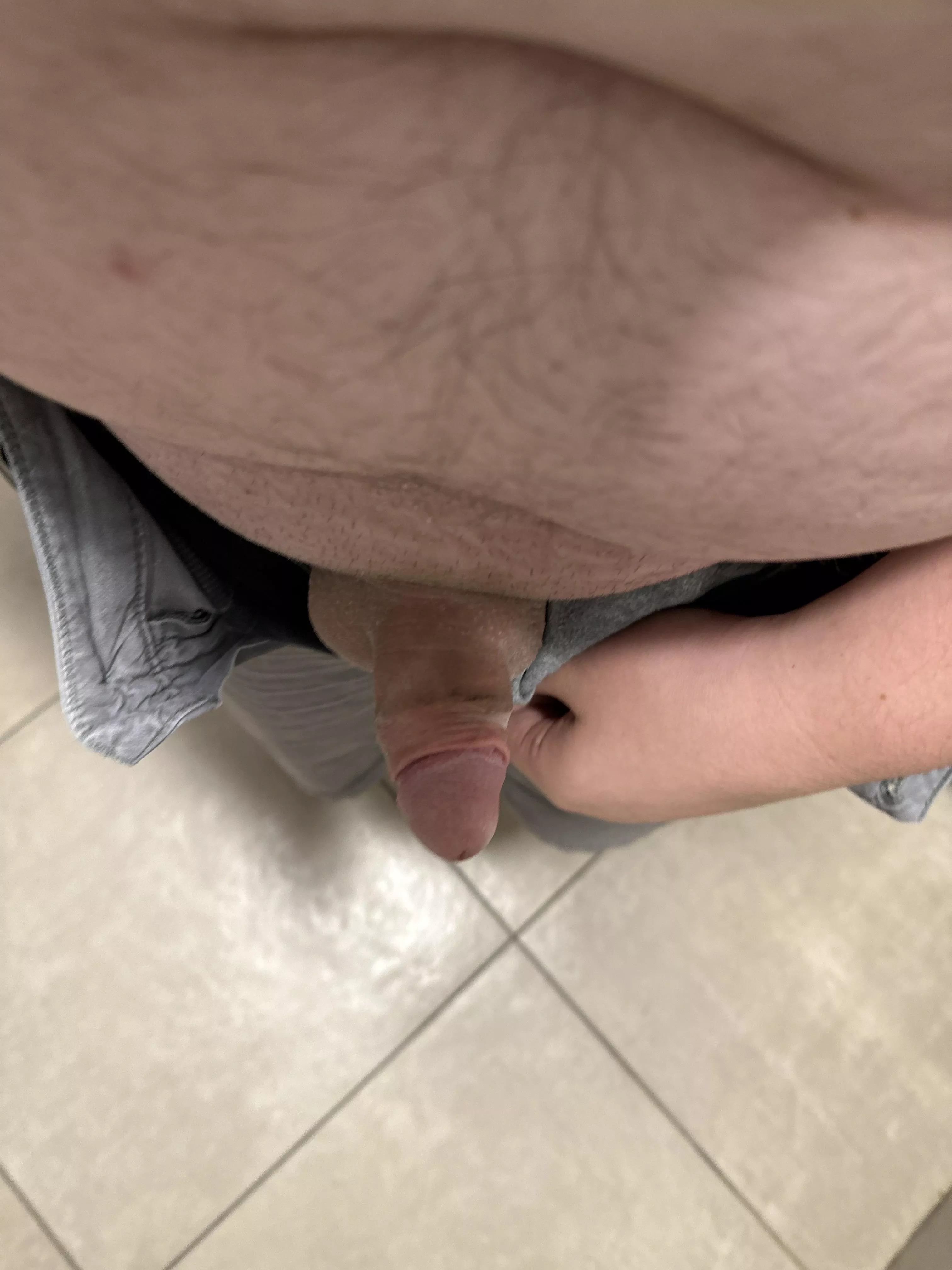 I got hard in the bathroom! Someone wanna come suck it? 19 M posted by Agile-Armadillo-7702