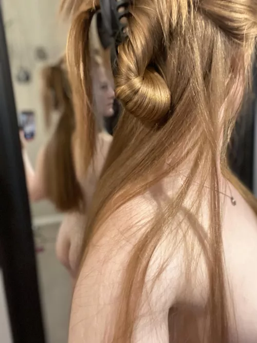 Loving this photo so much 🥰 I think I’m at waist length hair now. by gingerflavelle69