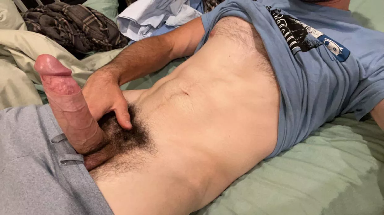 Seems like Reddit’s asleep rn, I wonder if this will wake anybody up 😏 posted by swoshyswo