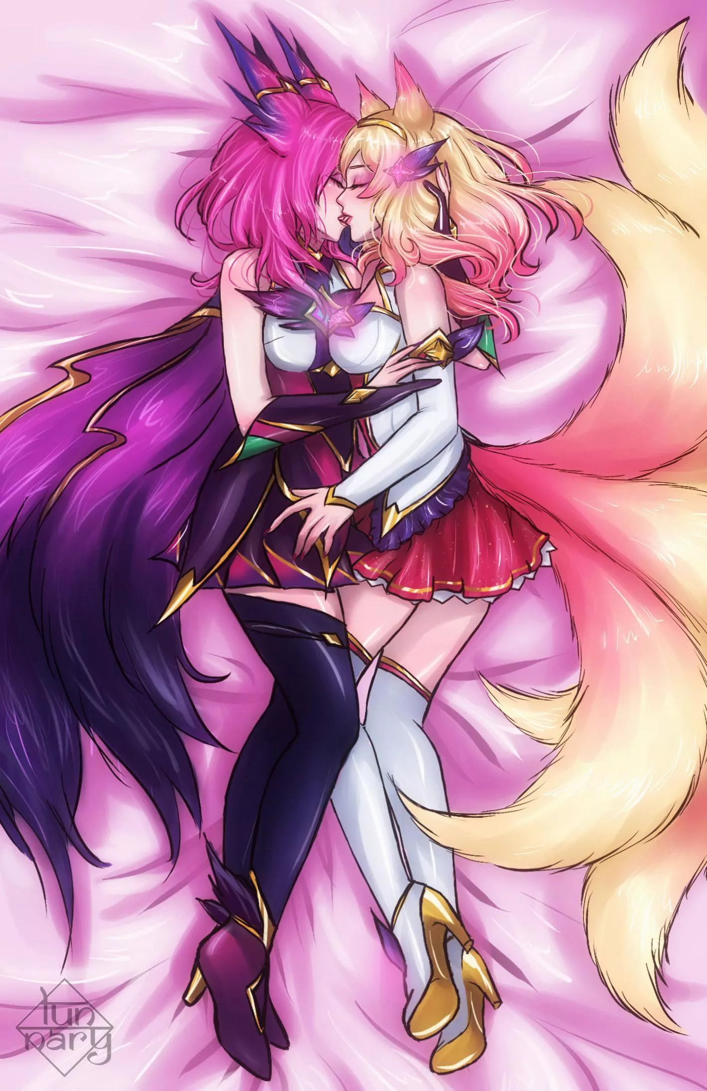 Star Guardian Xayah x Star Guardian Ahri (Lunnaryart) posted by VanilleRainbow
