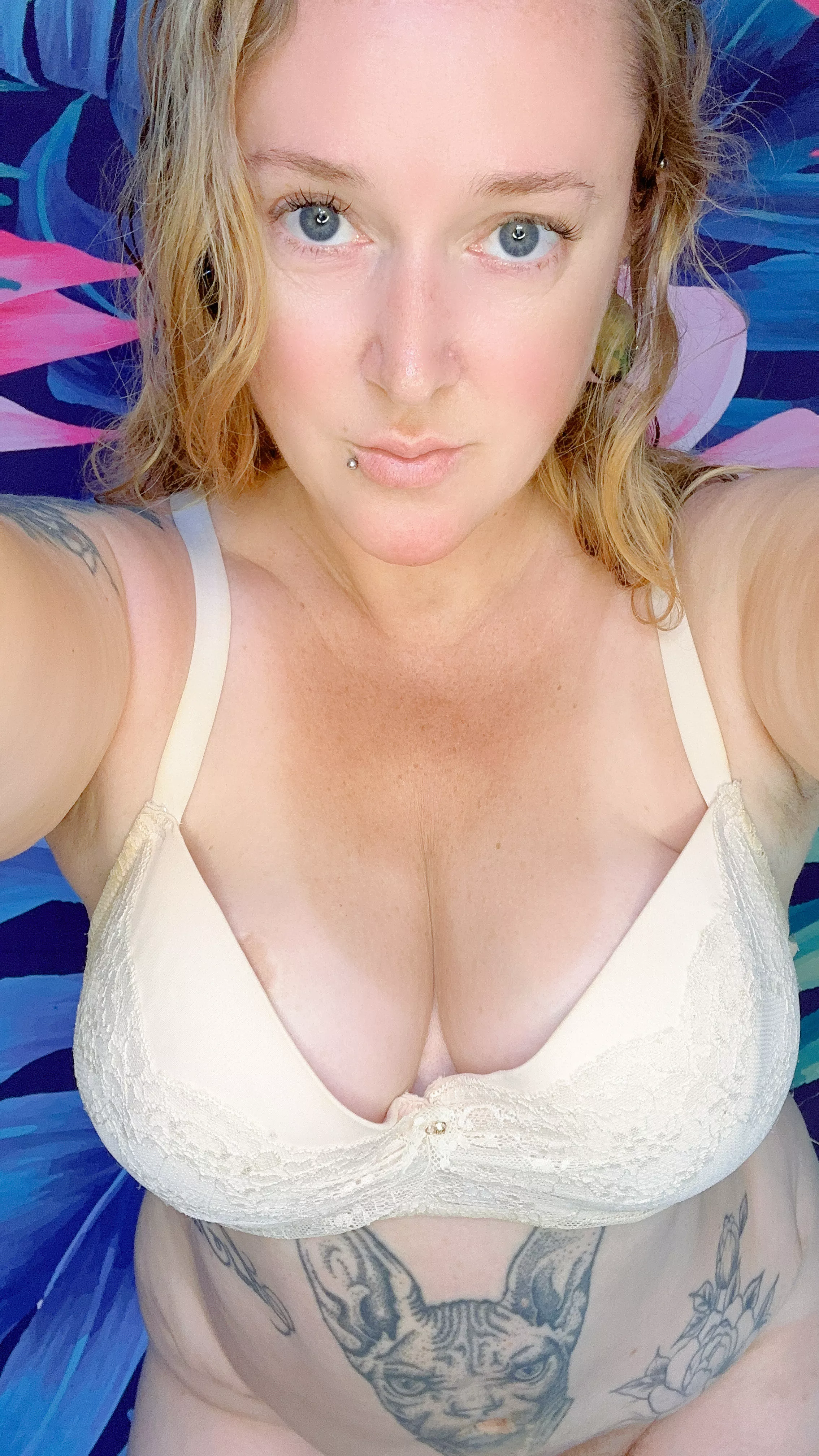 Wanna see my pussy posted by BasicZen834