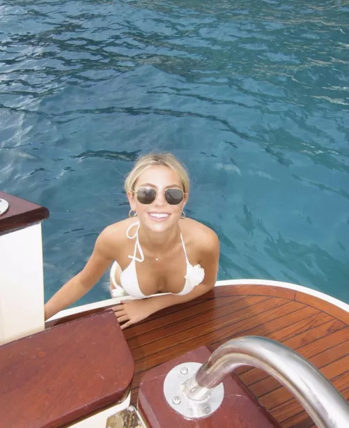 All aboard! by floodwatcher