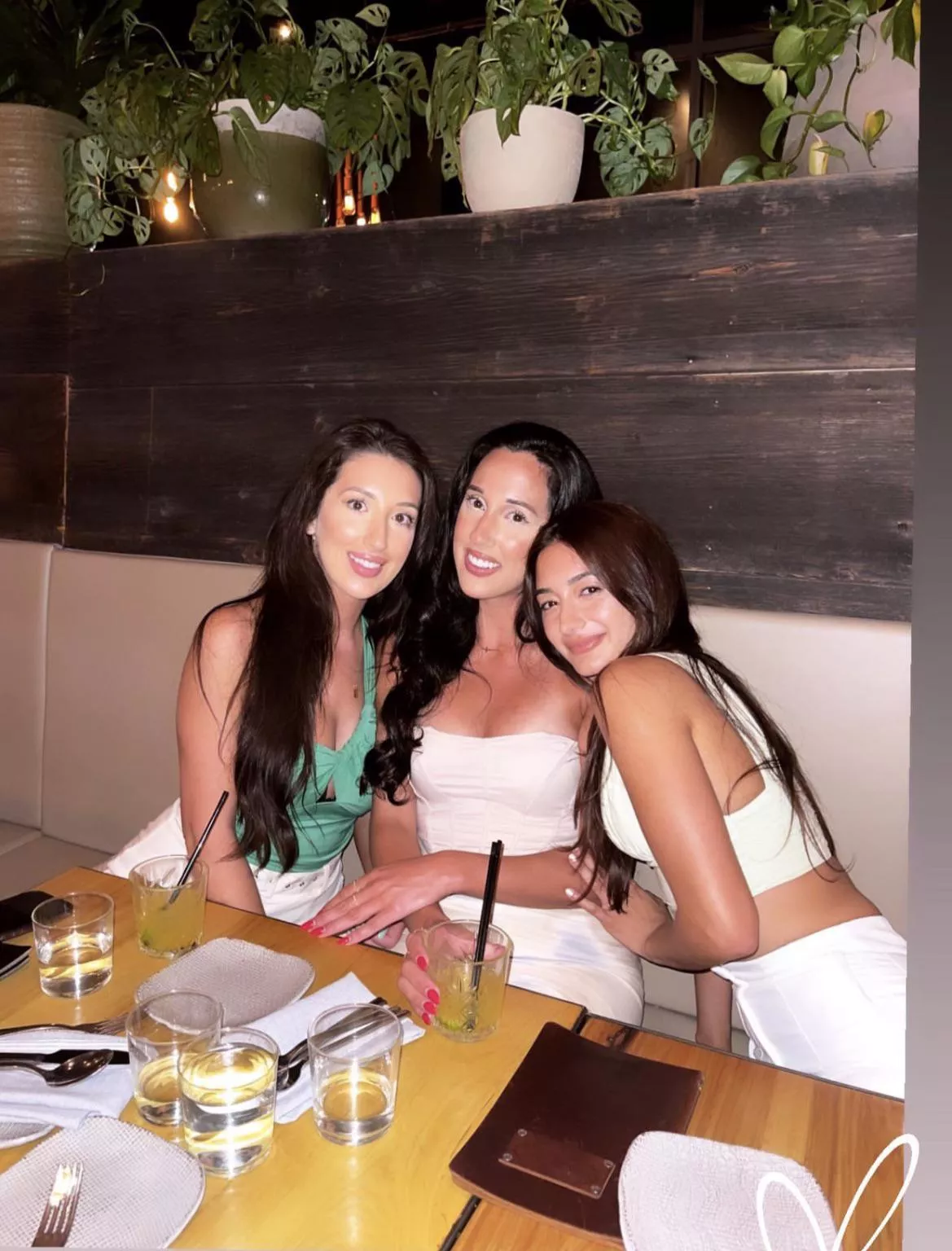 Dinner with a view posted by Aggressive-Year-8489