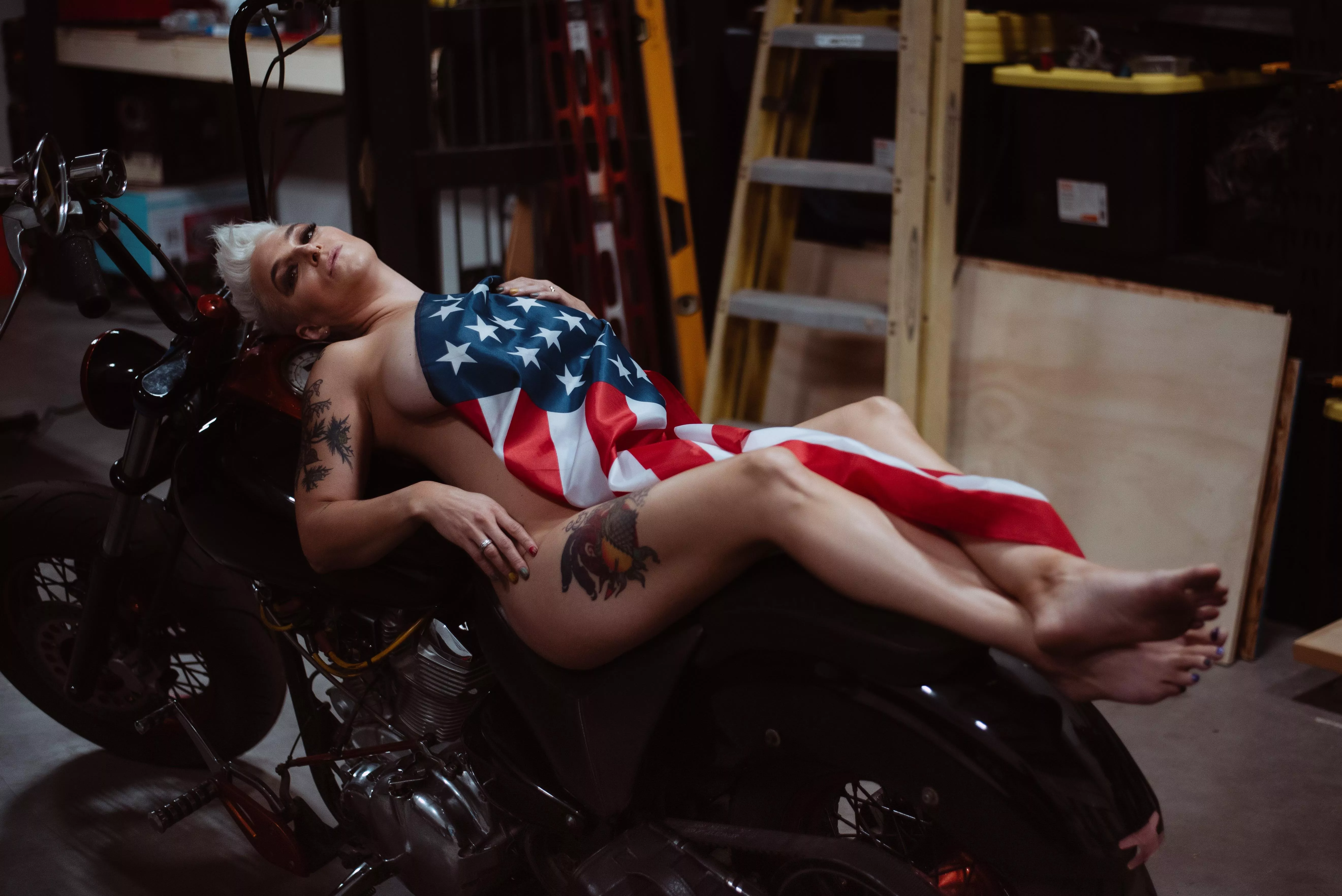 Dirty American Garage 🇺🇸🔨🛠️🪜🇺🇸 posted by Spicy_Haggis