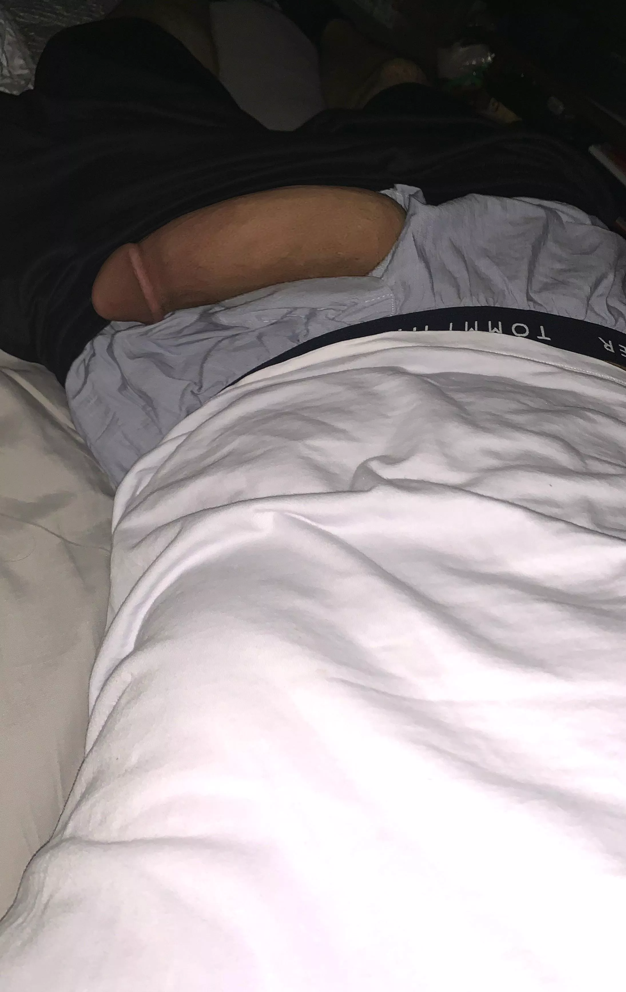 Flop 🤷🏽‍♂️😏 posted by SeductiveStroker