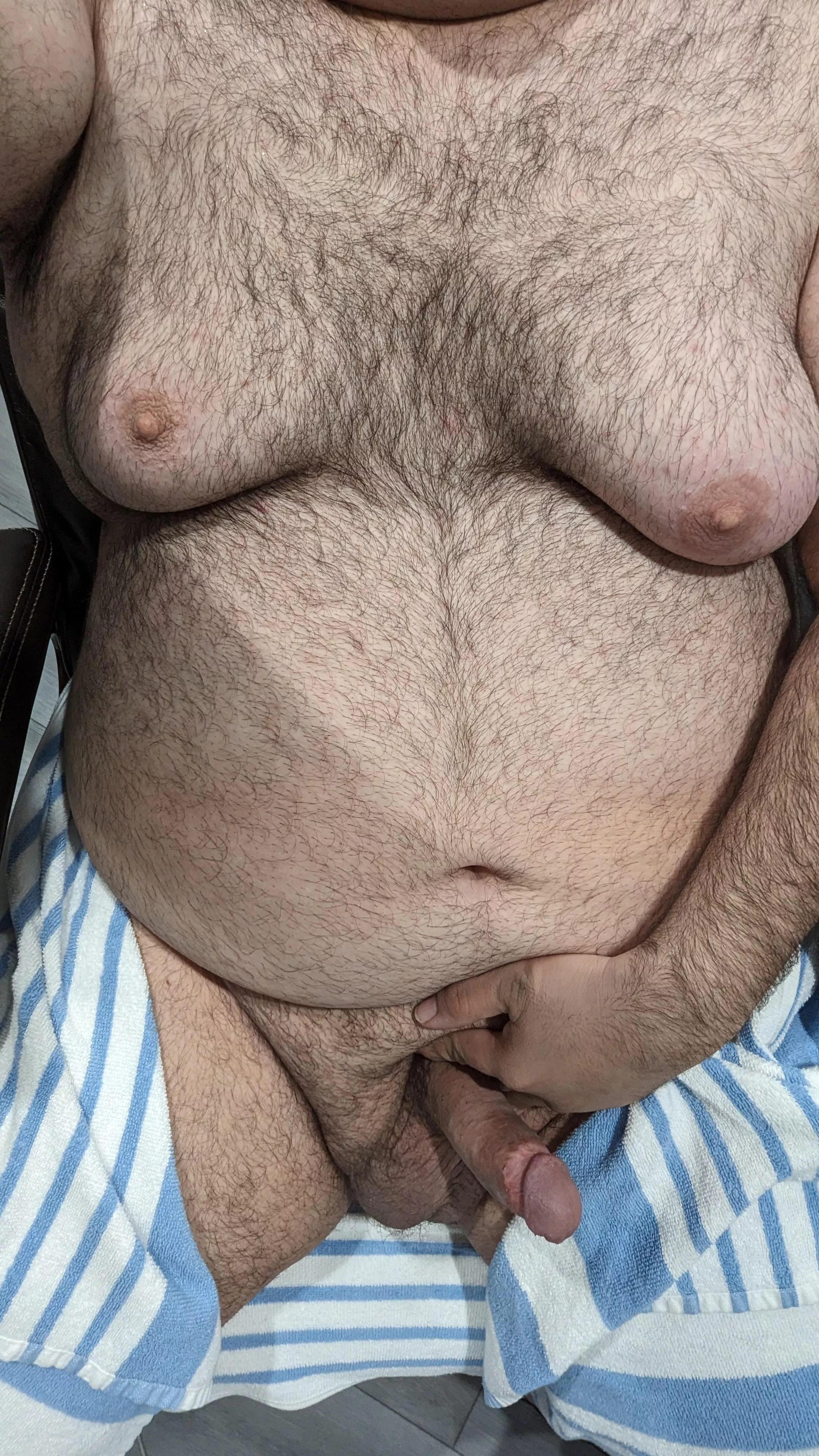 Fresh out of shower posted by NakedVikingGamer