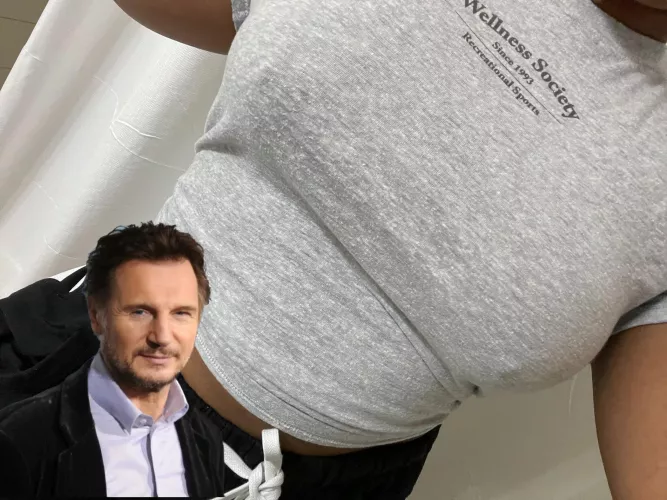 I think Liam likes my shirt by xXdaisyjaeXx