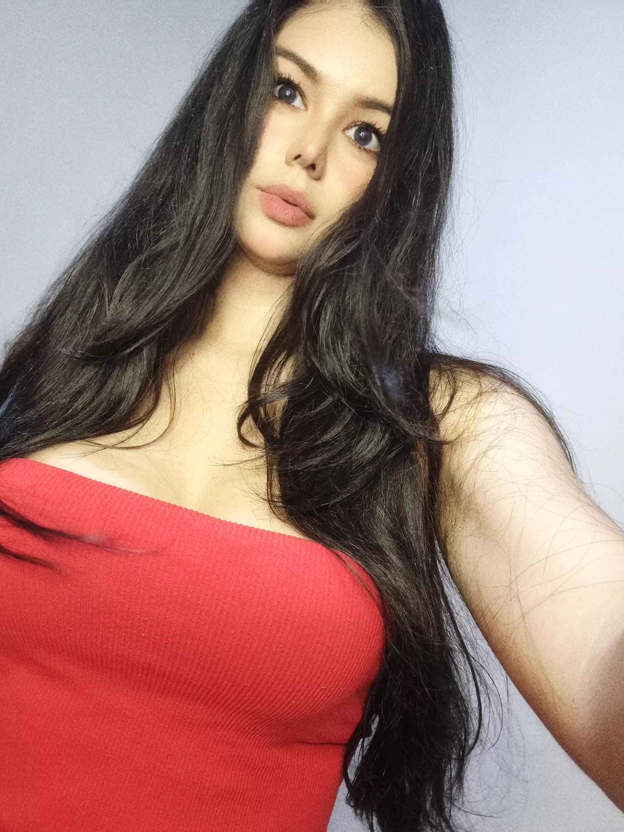 Latin American x Asian posted by luisamar13