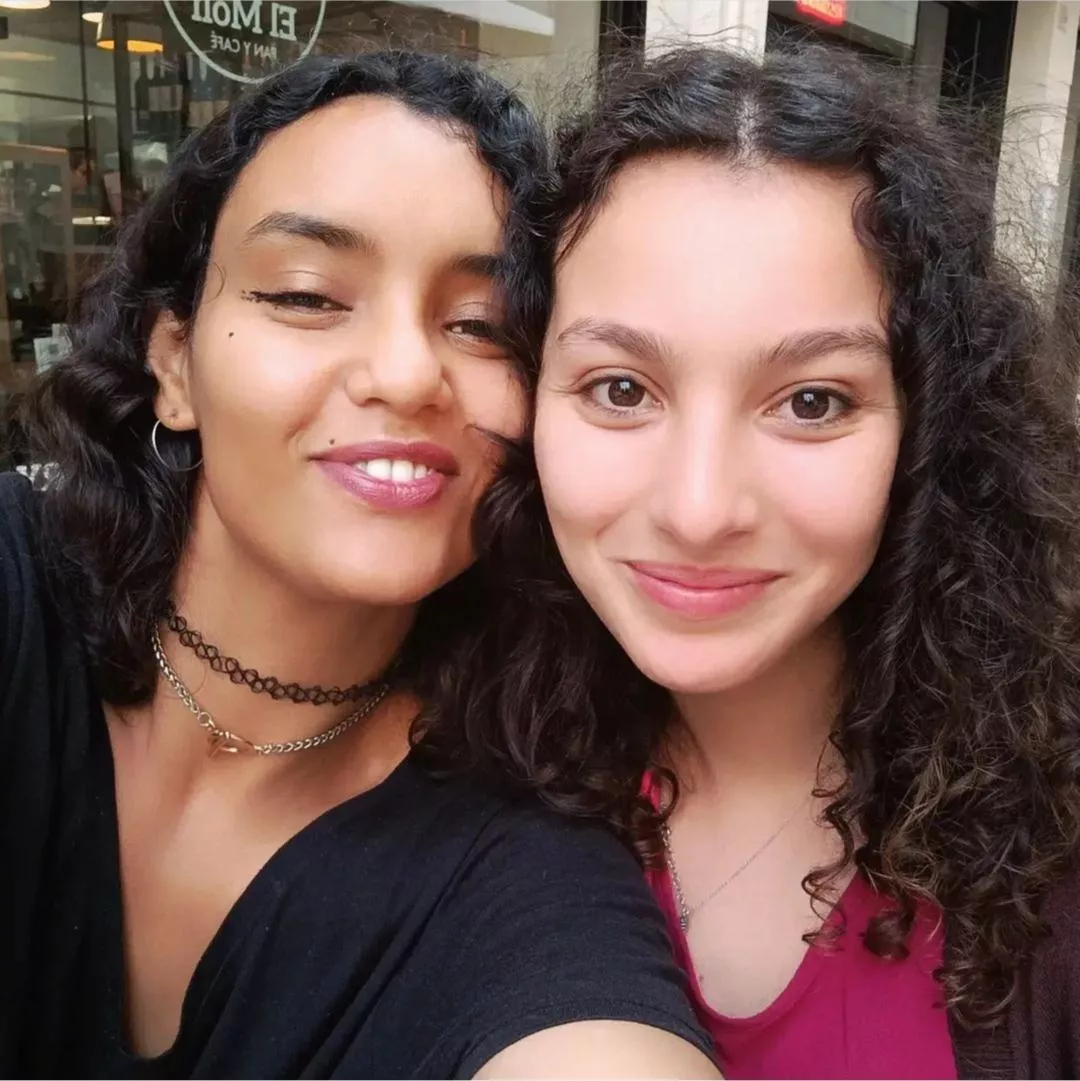 North African girls posted by cliptemnestra